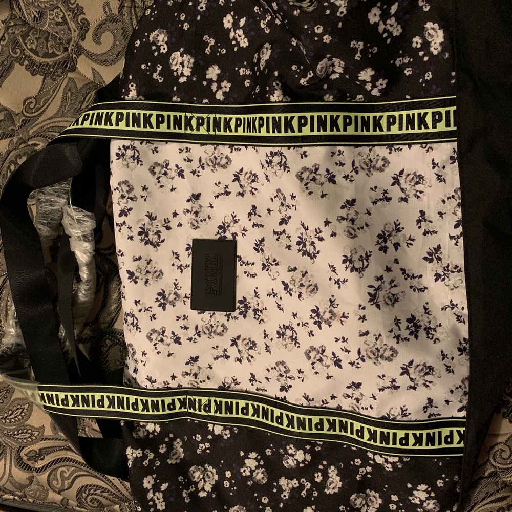 Pink duffel bag brand new